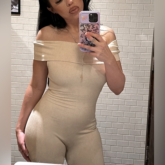 Fashion Nova nude jumpsuit - Picture 1 of 2